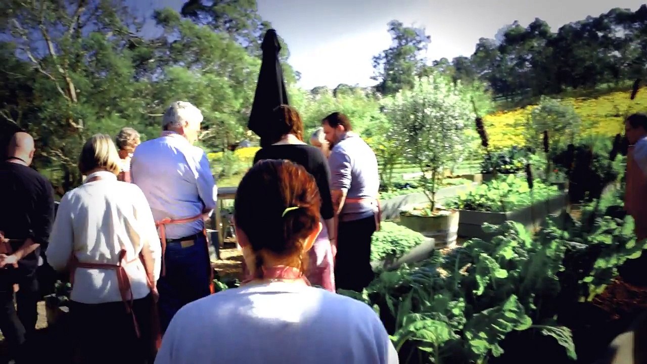 Sausage Making_Green Olive at Red Hill_Wine-Food-Farmgate-Trail_2015-16