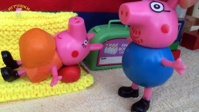 mummy pig PREGNANT has a baby Pregnant mom toys with Peppa Pig gives birth has a baby Play Doh