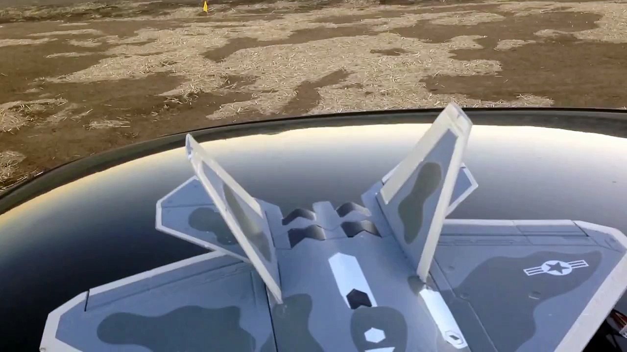 Blitz RC F-22 with 1300 Mah 30C