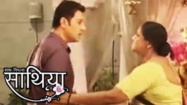 Kokila SLAPS Dr. Krishna For Proposing Gopi | Saath Nibhana Saathiya | 31st May 2016 Episode