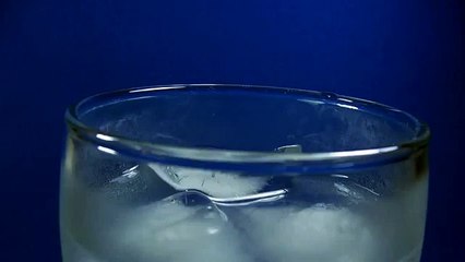 Ice Cubes In a Glass Sound Effect