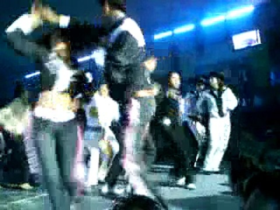 POLLO TEXANO ASI SE BAILA BANDA EN EL TEXANO RODEO 1/15