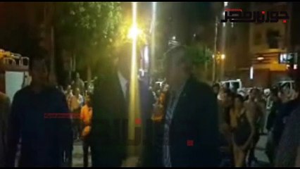 محافظ المنيا و مدير الأمن يتابعان جهود الحماية المدنية، للسيطرة على حريق برج سكني
