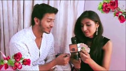 Kya Pyar Nibhaoge Tumhe Jaan Gaye Hain