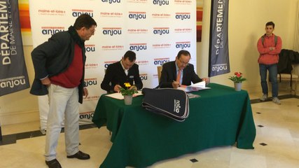 Thomas Carlile prolonge son partenariat avec le département