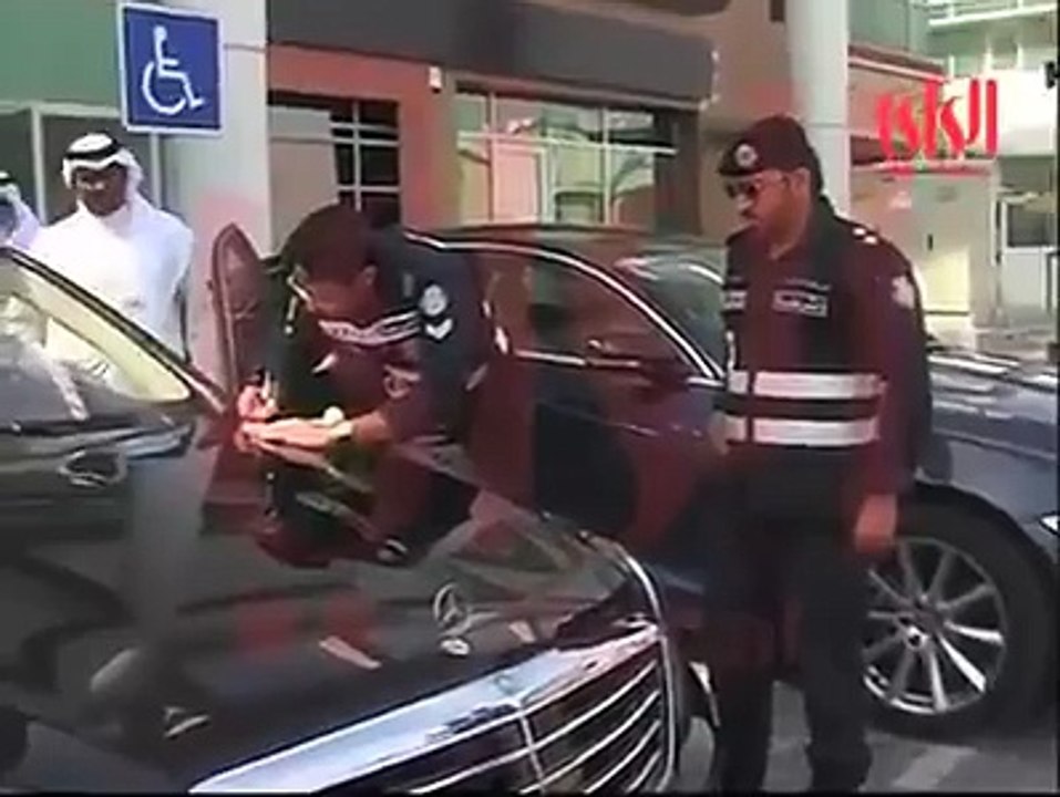 Saudi Prince Minister challan for wrong parking, good law