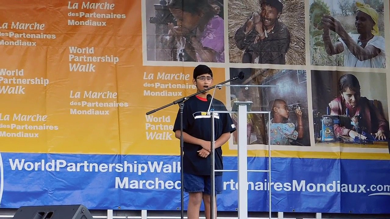 Ilyas Jaffer sings National anthem at the 2016 Partnership Walk in Montreal
