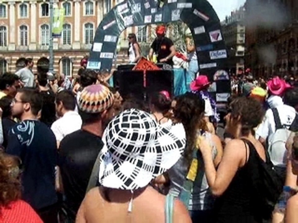 Video4
