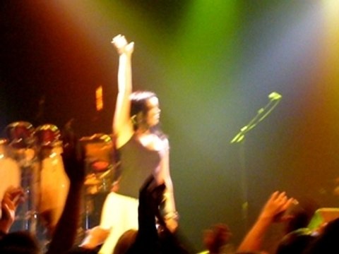 Bea au concert d'Orishas 4 juillet 2007