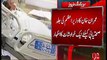 Imran Khan Sends Bouquet to Nawaz Sharif in Hospital