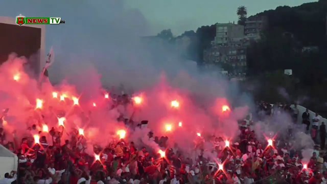 Ambiance de folie pendant le match Mouloudia - ESS