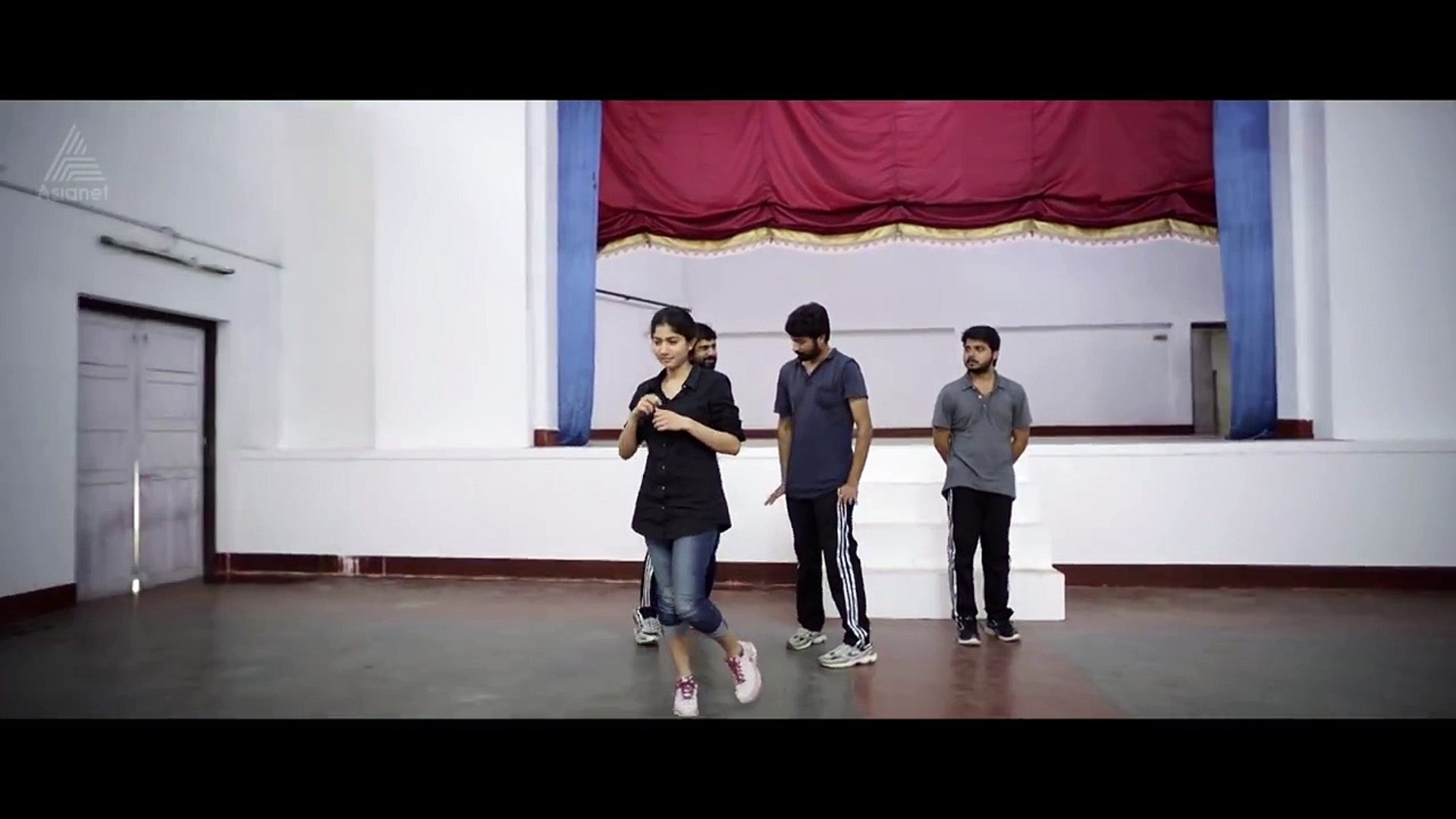 Malar Dance Scene Hd Premam Nivin Pauly Sai Pallavi