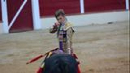 Novillada de Garlin avec le matador Younes