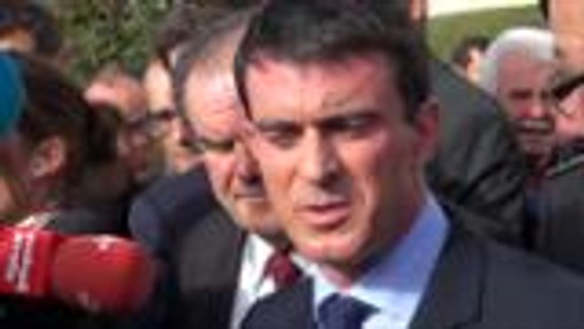 Valls au congrès des Départements à Pau