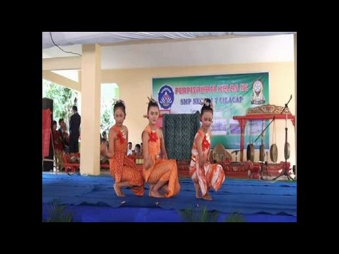 Cantik Gemulai Saat Menari - Pretty Girl to Play Dance Tari Mbatik