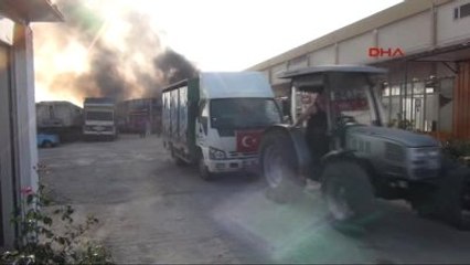 Balıkesir Bandırma'da Oto Hurda Deposunda Korkutan Yangın