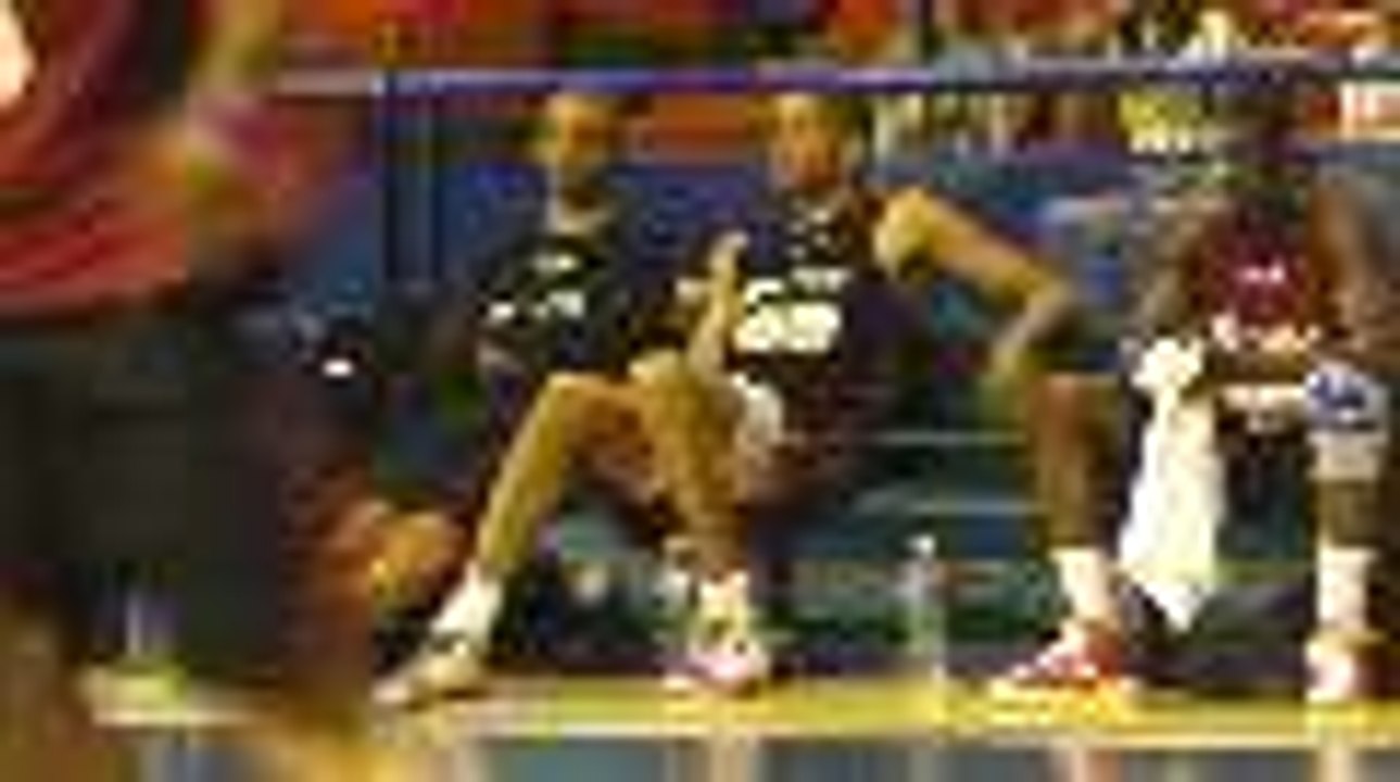 Entraînement en public pour l'équipe de France de basket