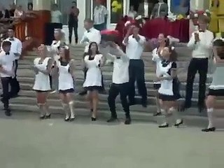 Танец на выпускном в Украине взорвал интернет!!!