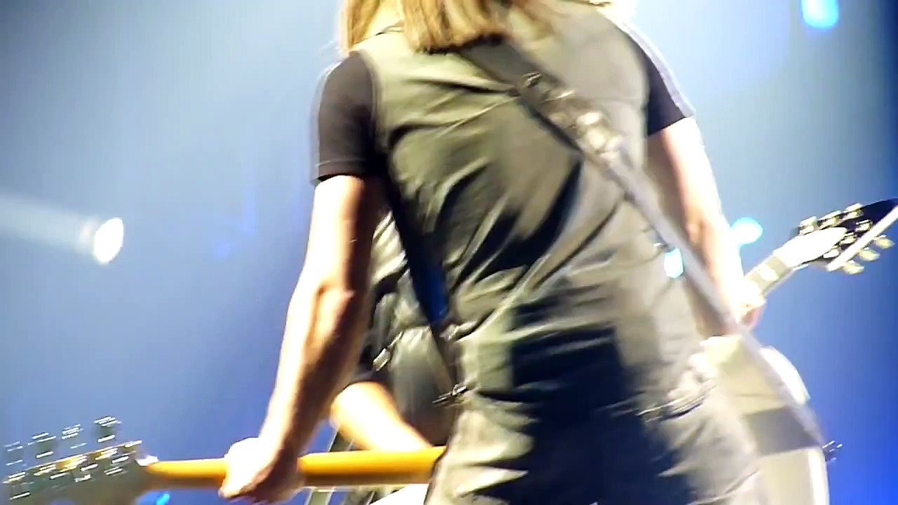 Tokio Hotel _ Kampf Der Liebe Tom solo - Live @ Lille, 17 Mars 2010 - ©Flecheliott