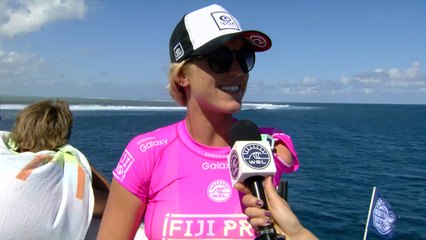 Surfing: One-armed wildcard stuns women's best in Fiji