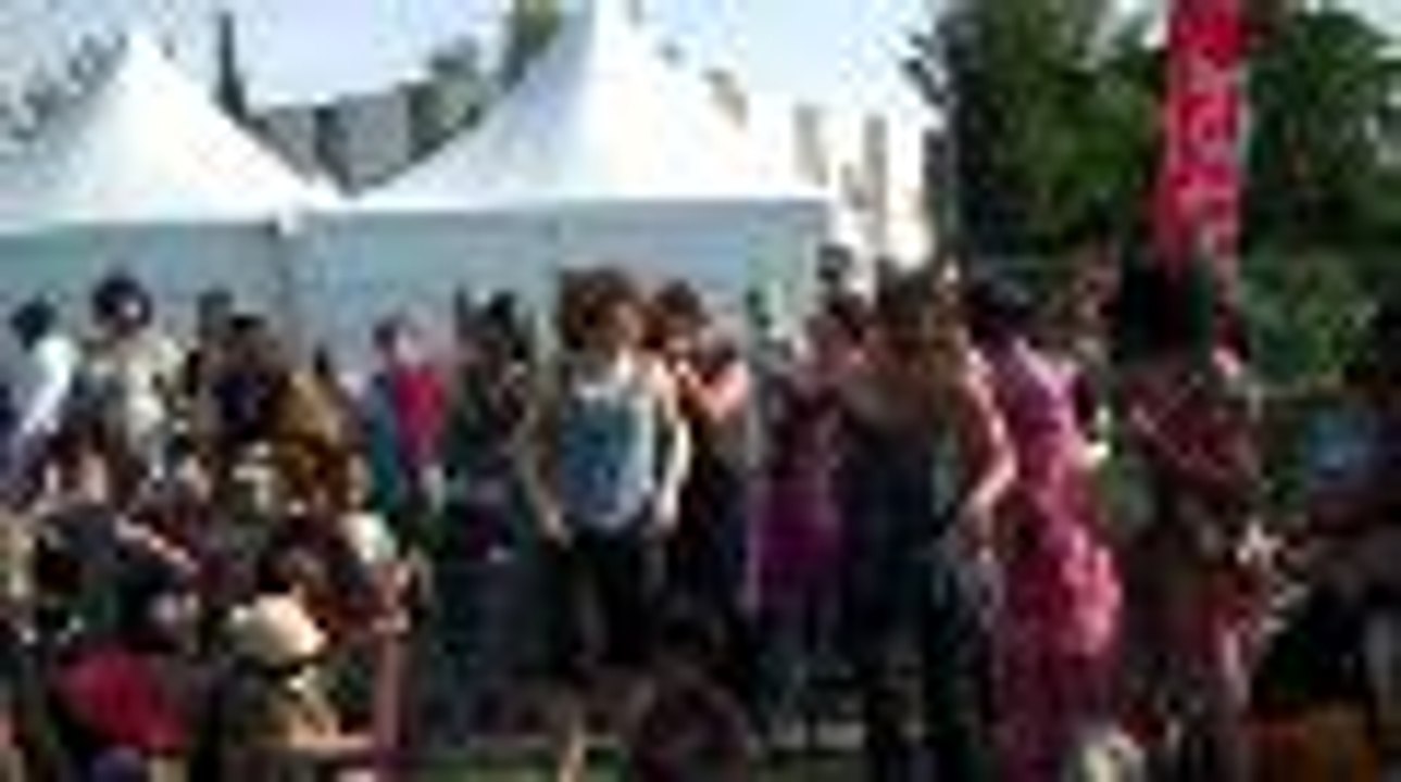 "Sang Mêlé" ont fait danser les festivaliers (vidéo Mélanie Pinto)