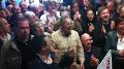 Réactions au siège du PS à Angoulême (vidéo Renaud Joubert)
