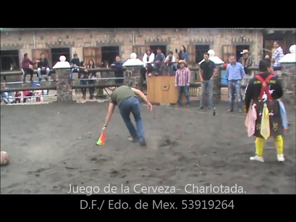 JUEGO DE LA BOTELLA, rodeo comico, PAYASO DE RODEO, charlotada, TORO GOL,