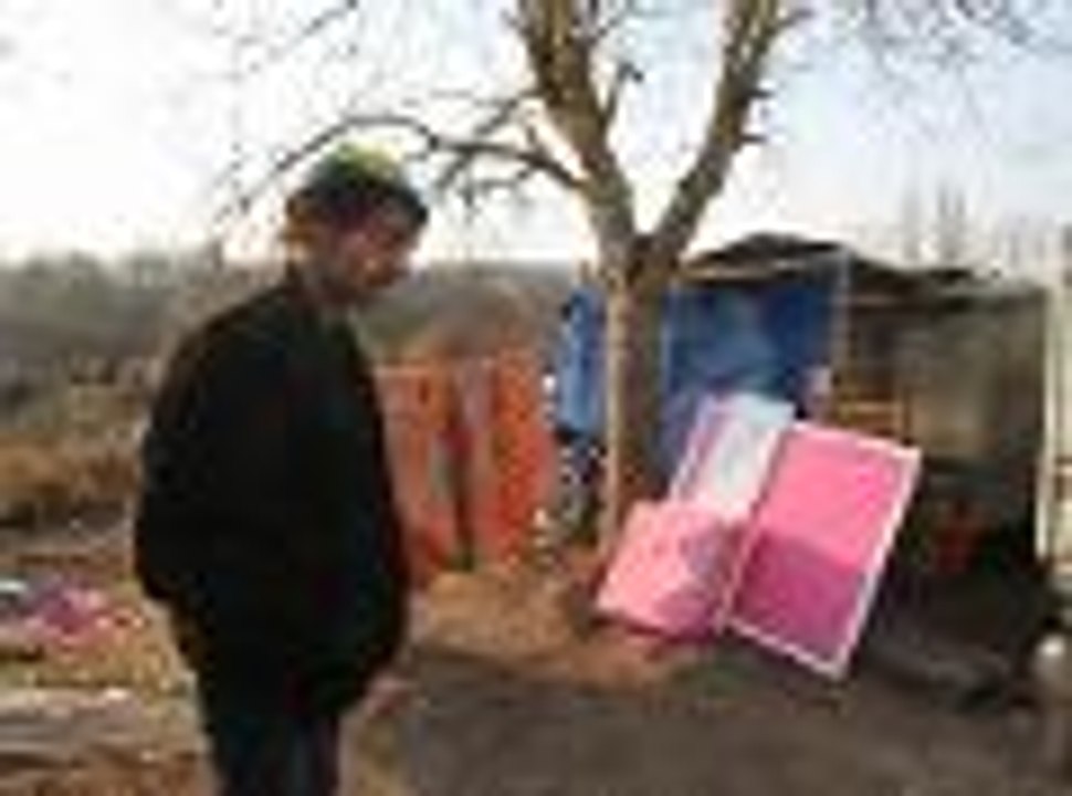 Froid: la galère des sans-abris à Angoulême (vidéo Majid Bouzzit)