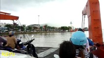 Car Ferry at Kantang, Trang, Thailand  แพขนายนต์ ข้ามฟาก กันตัง ตรัง ประเทศไทย