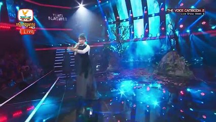 The Voice Cambodia - តន់ ច័ន្ទសីម៉ា - Cry Me Out - Live Show 29 May 2016