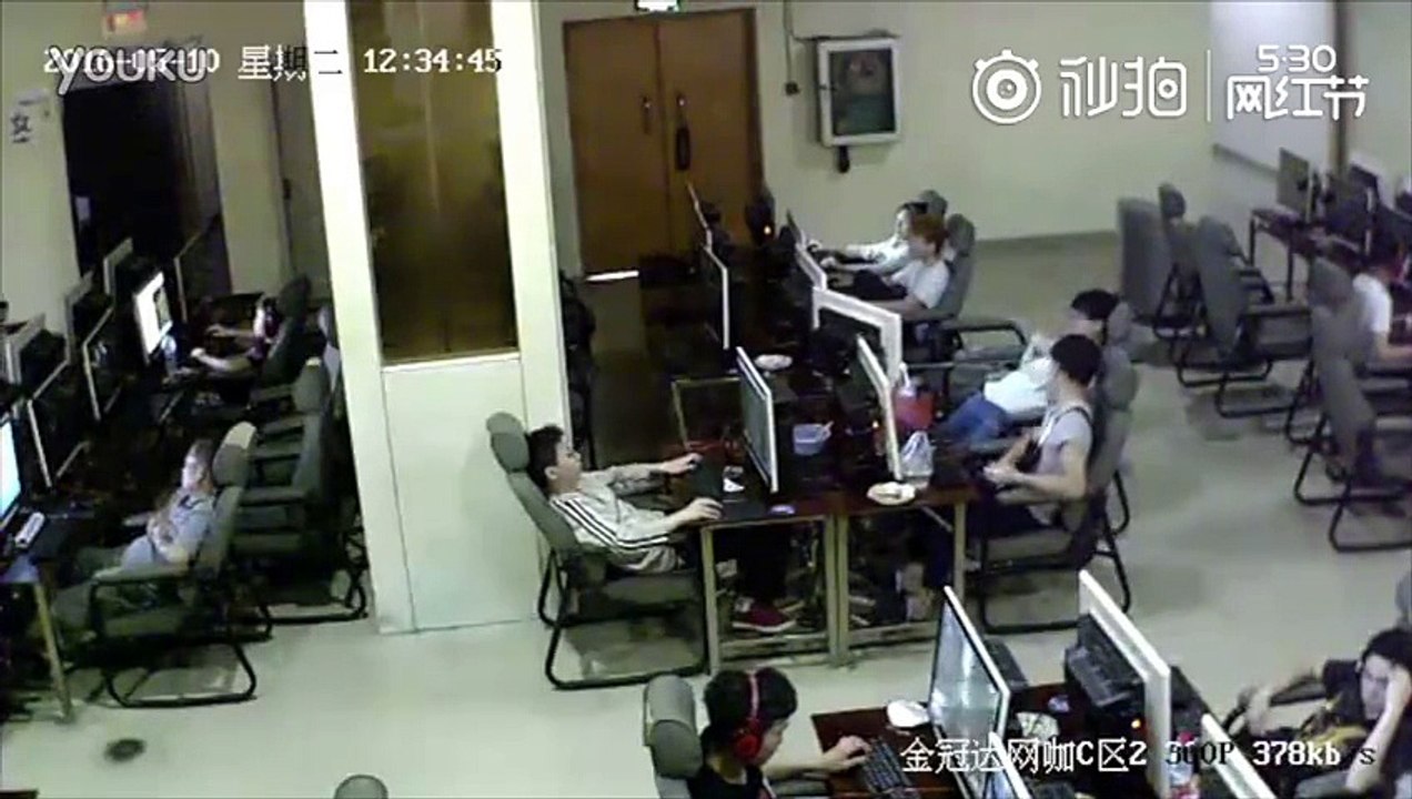 Un jeune s'est électrocuté dans un cybercafé!