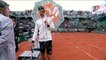 Quand Novak Djokovic danse sous la pluie sur le Central en plein Roland-Garros 2016