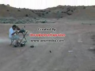 Régis Fait Des Ricochets Avec Sa Tête