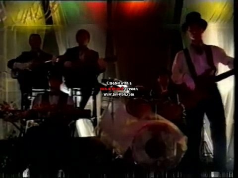 TAJČI - Gori mi pod nogama