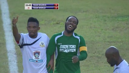 Jay-Jay Okocha fait encore le show !