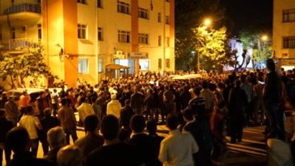 Bayrak Yakmakla Suçlanan İşçi: Ben Astım Ne Diye Yakayım