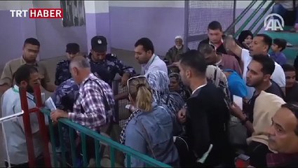 Refah Sınır Kapısı 'geçici' olarak açıldı