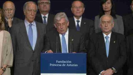 El jurado destaca de Herr su contribución a la superación de discapacidades