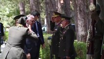 Başbakan Yıldırım, Türk Barış Kuvvetleri Komutanlığını Ziyaret Etti