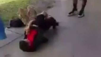 Un emmerdeur au collège tombe sur la mauvaise personne