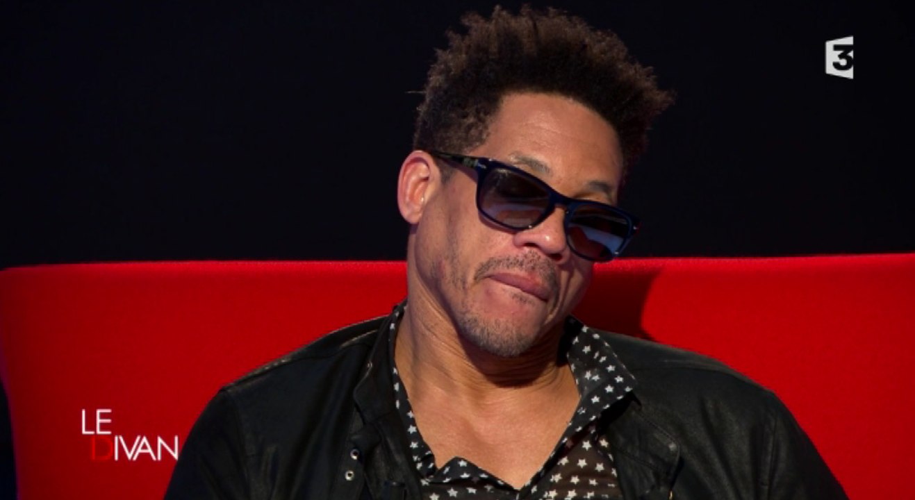 Joeystarr : "Pour vivre heureux… ça sent la naphtaline"  - ZAPPING TÉLÉ DU 01/06/2016 par lezapping