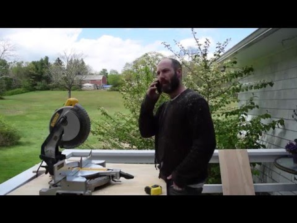 Guy Uses Power Tool to Cut Pizza