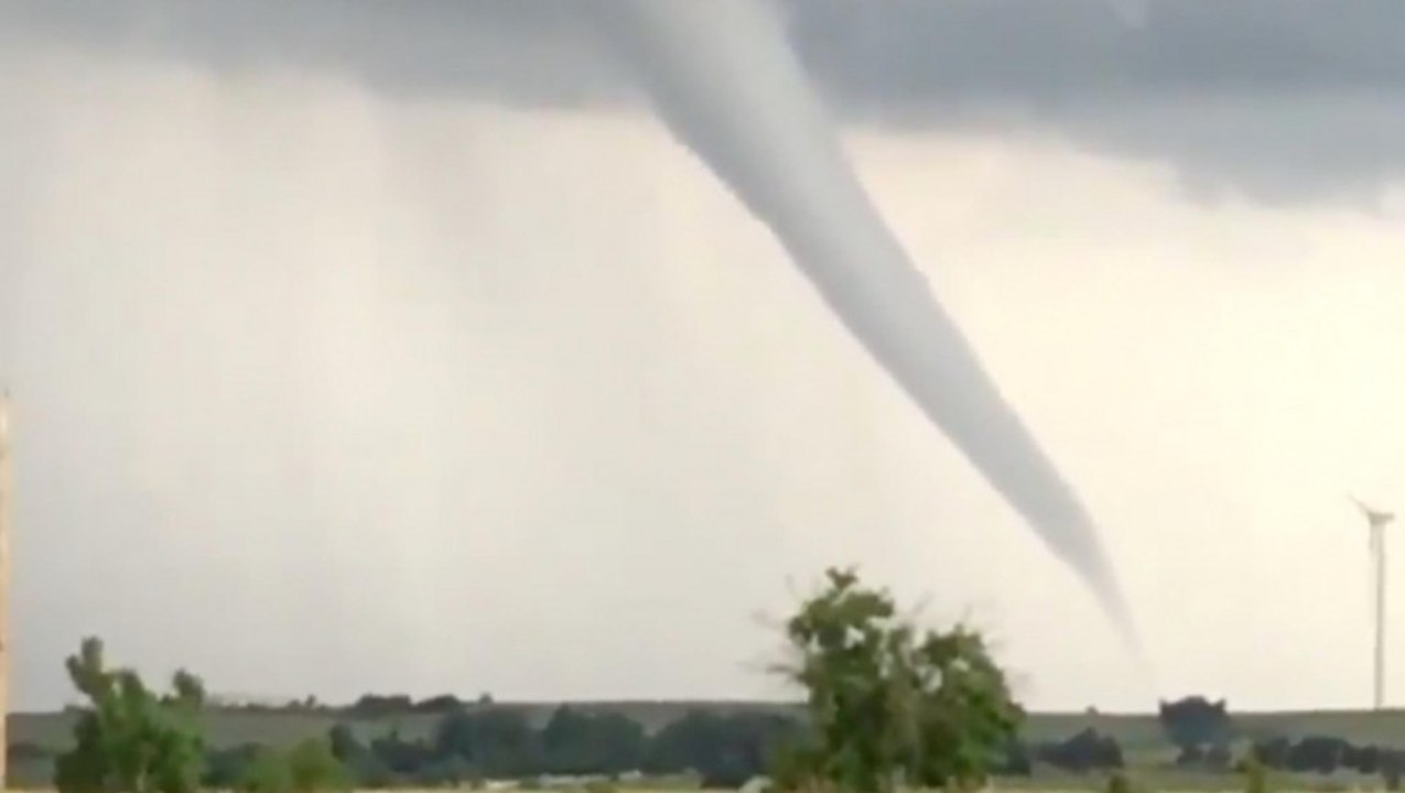Social media captures several tornadoes in Oklahoma