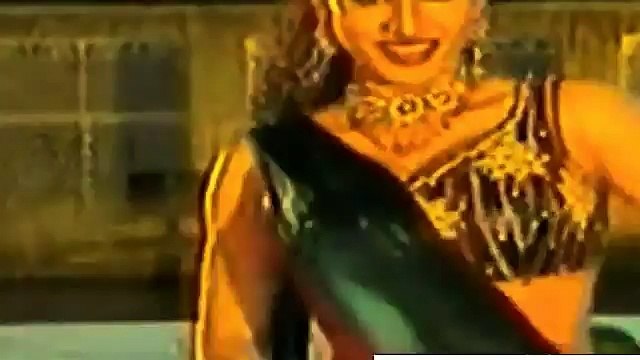 Fatema Punjabi Actress Mujra Dance HOT MUJRA 2016 PAKISTANI STAGE ACTRESS PRIVATE HOT MUJRA WITH HOT KISS