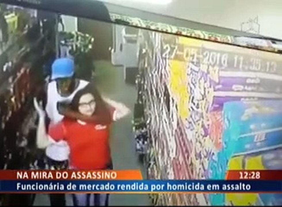 NA MIRA DO ASSASSINO