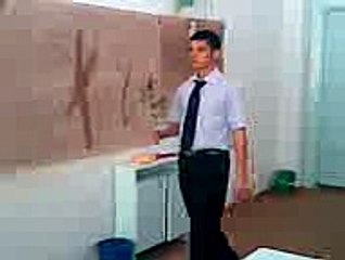 GIRL AND BOY FIGHTING WITH EACHOTHER VERY FUNNY