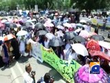 Protest by nurses causes traffic mess in Lahore, delays surgeries -01 June 2016