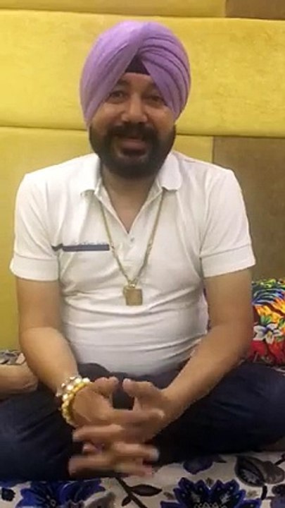 Daler Mehndi on Harp Farmer