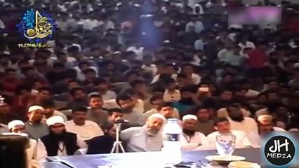 ---When Maulana Tariq Jameel Beaten by His Mother For Cigarete Smokking 2016