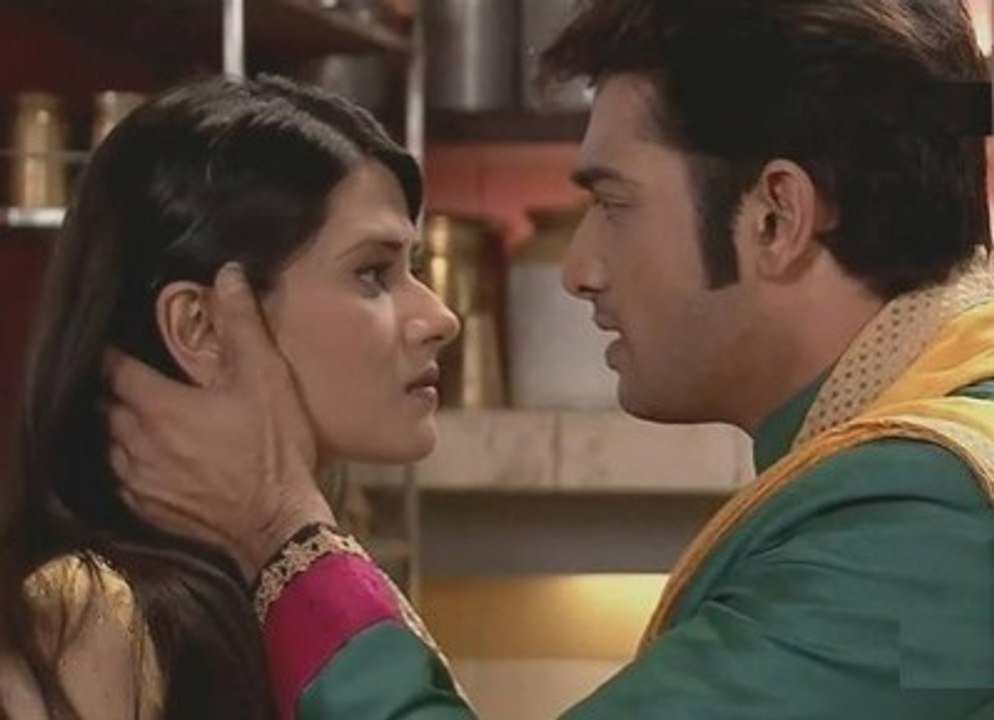 Kasam Tere Pyar Ki 2nd June 2016 Rishi and Tanu Love Song - video ...